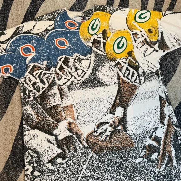 Rare 90s Vintage Bears Packers AOP T Shirt Single Stitch Chicago Green Bay XL